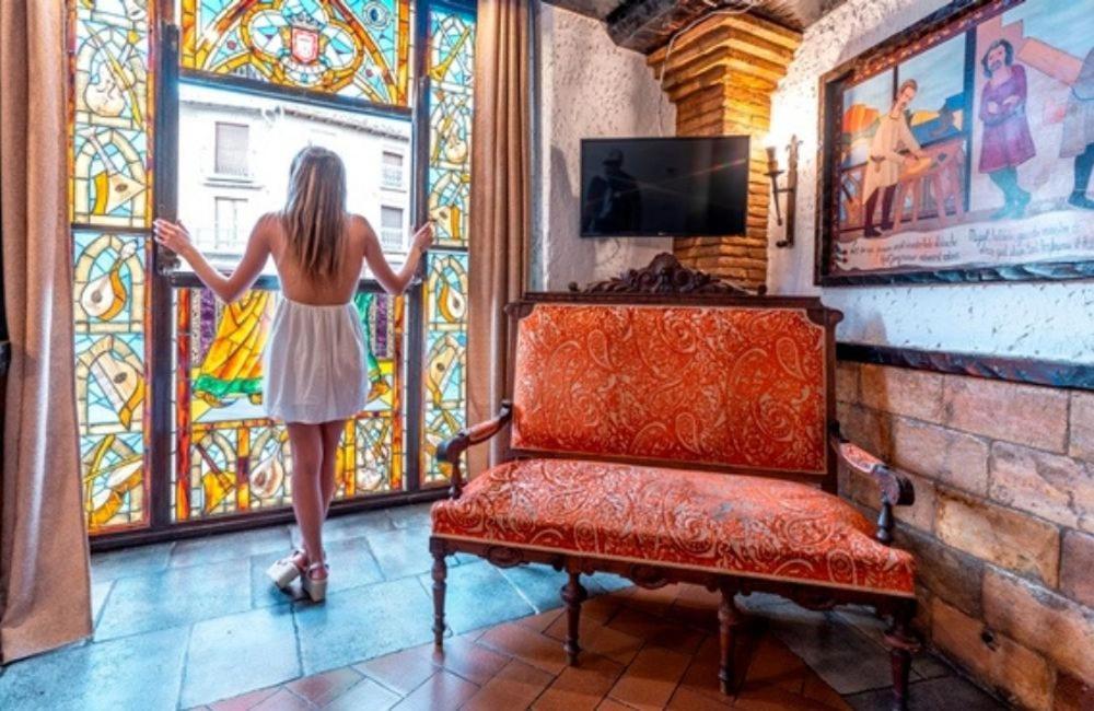 Hotel&Bar Ducay Olite Exterior foto